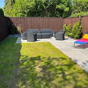  Holiday home Fantastic - Spa, Parking, Garden United Kingdom