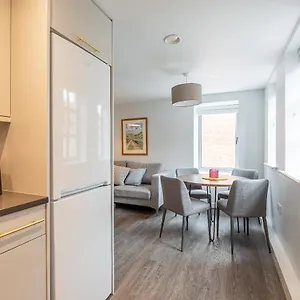  Apartment The Falcon Tap United Kingdom