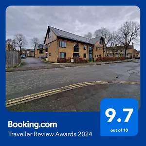  Apartment 2 Bedroom Apartment, Free Parking United Kingdom