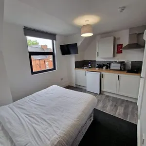 Modern Studio Next To Notts Castle! Nottingham